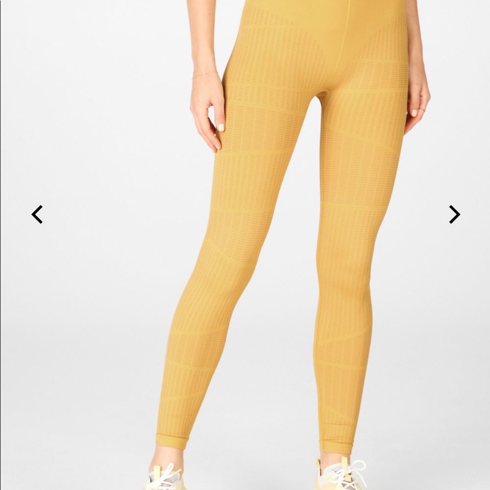 Fabletics legging - Picture 4 of 4